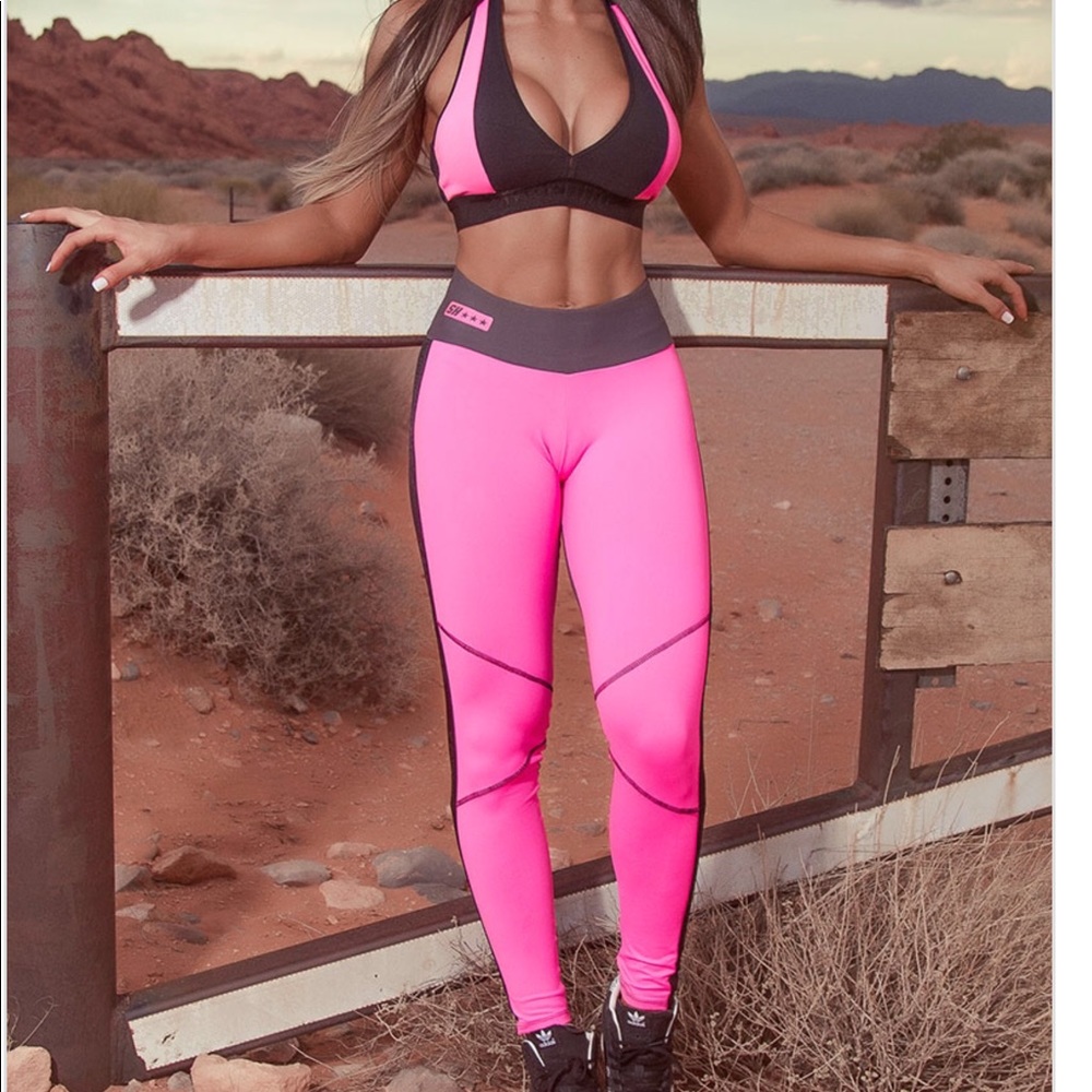 👄🌟HOST PICK SUPERHOT Neon Pink Workout Pant🌟👄